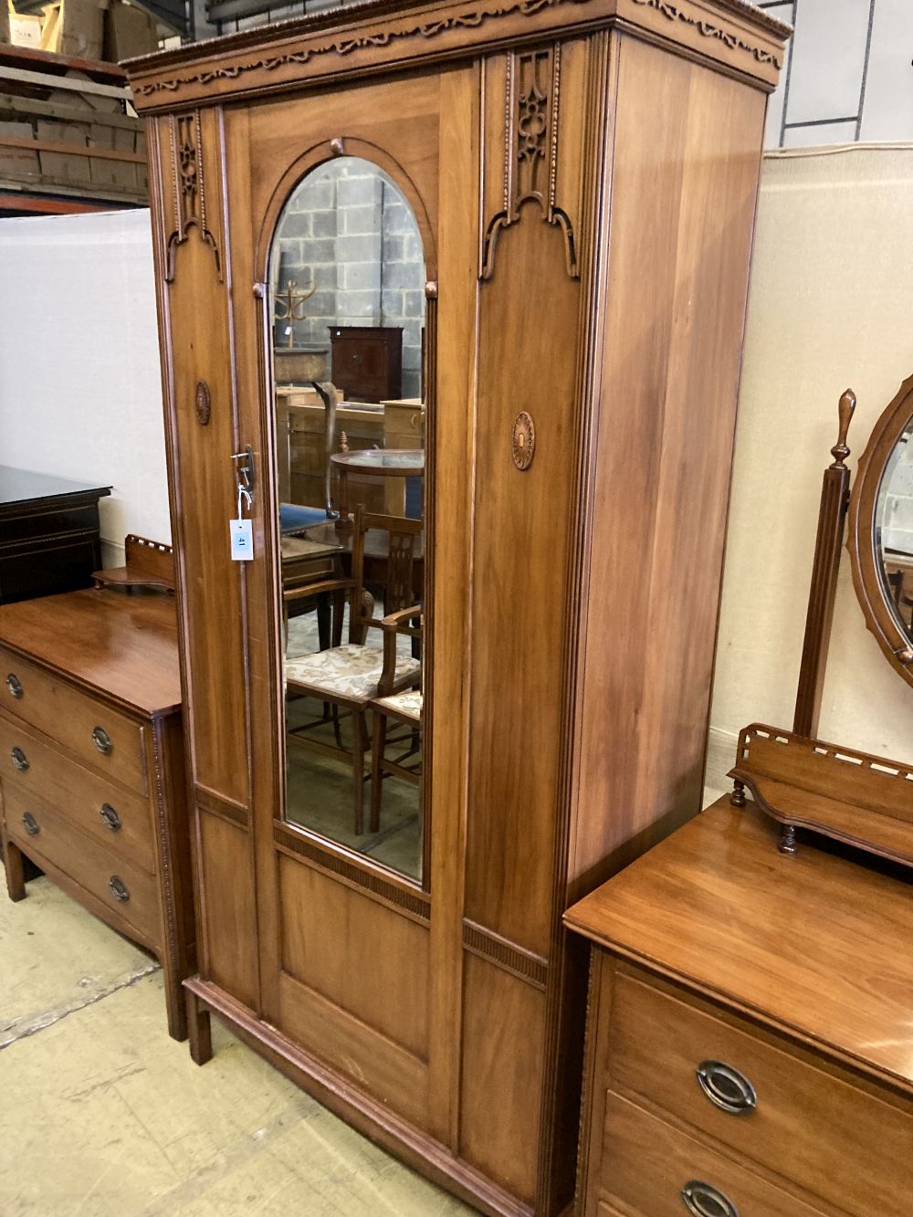 An Edwardian satin walnut three piece bedroom suite, wardrobe width 96cm, depth 43cm, height 196cm